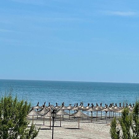 Apartament Lory Mamaia Nord Năvodari Екстериор снимка